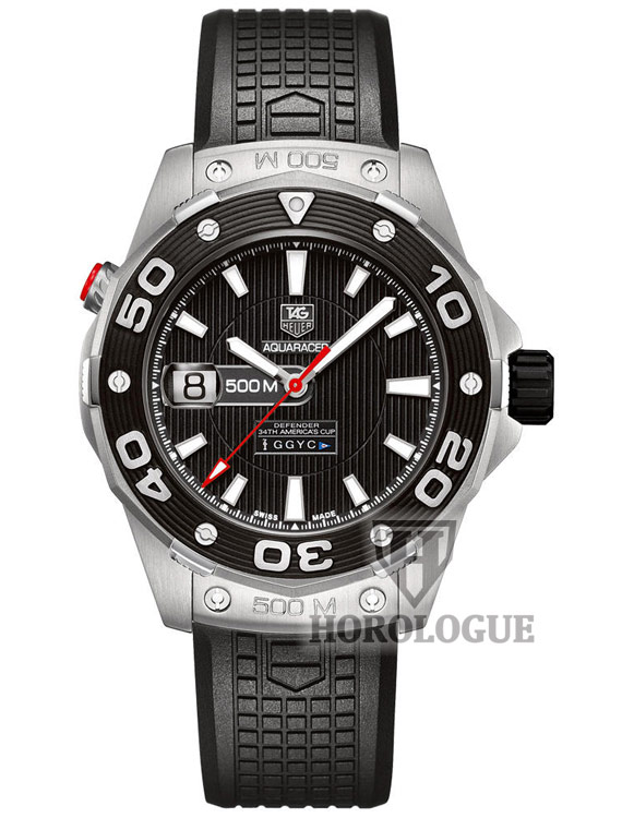 Black dial and rubber band Tag heuer Aquaracer Defender Watch